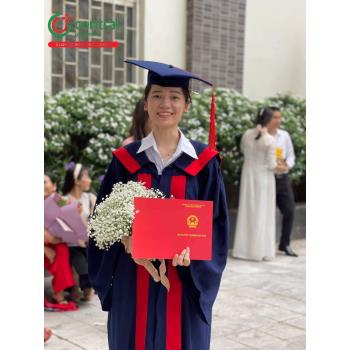 Dược sĩ Hoàng Mai