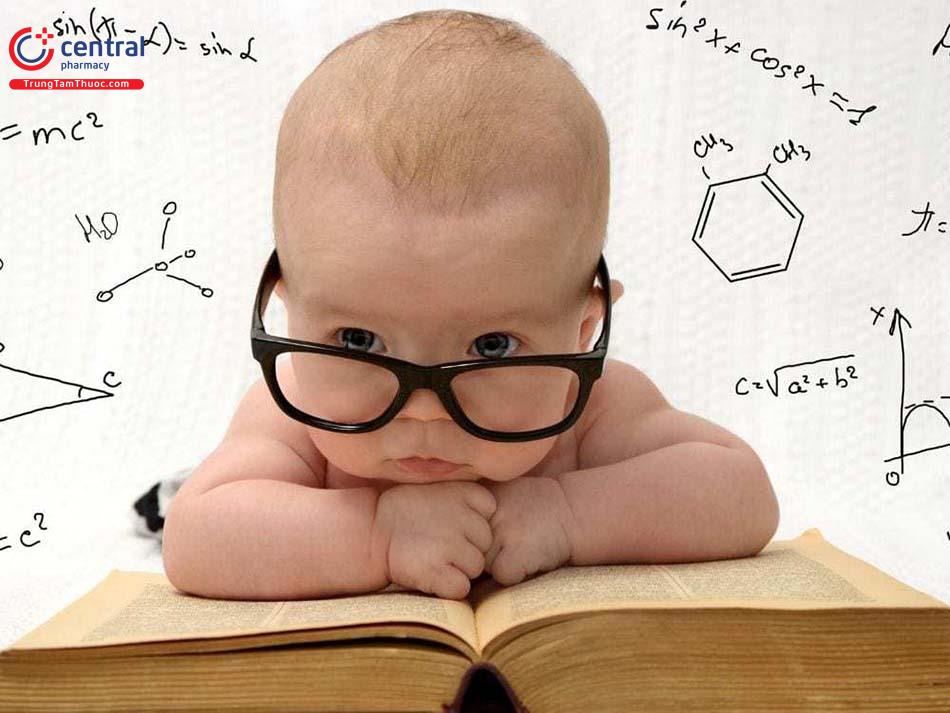 Bổ sung DHA cho trẻ nhỏ hơn 6 tháng tuổi