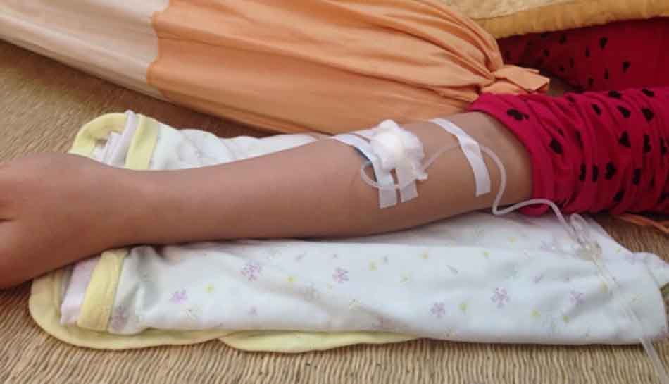 Tự ý tiêm truyền tại nhà tiềm ẩn những nguy cơ khó lường